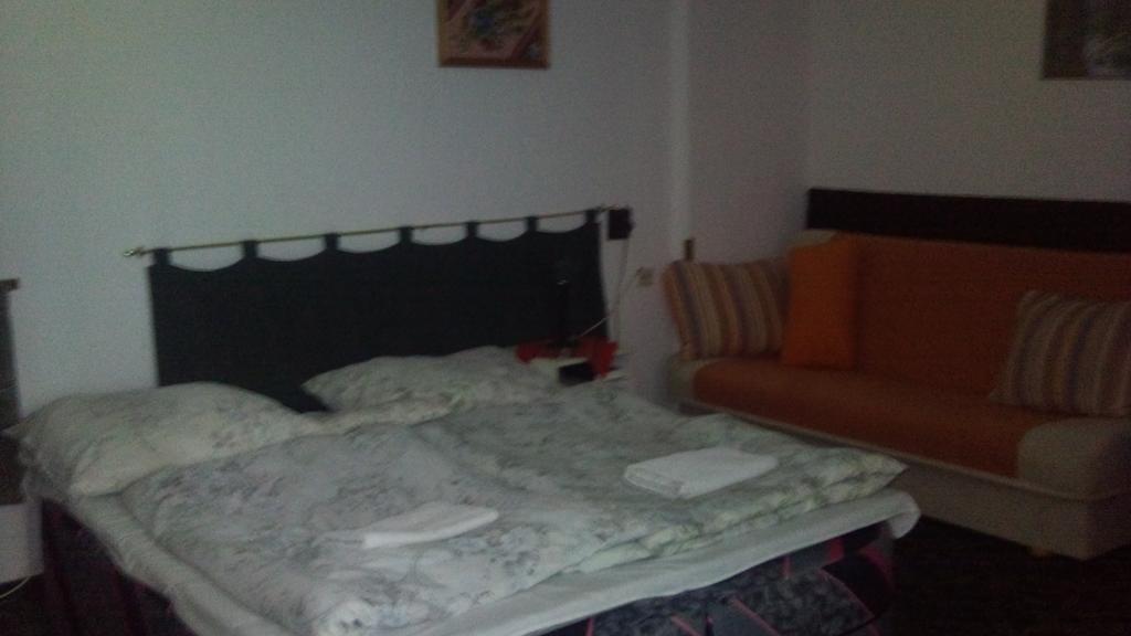Lillafuered Kapuja Hotel Miskolc Rum bild